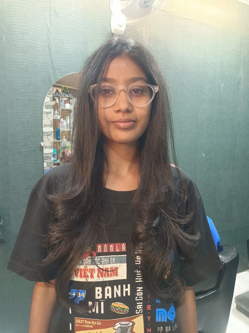 Haircut, Colour & Styling